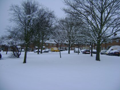 Northampton road and car park gritting